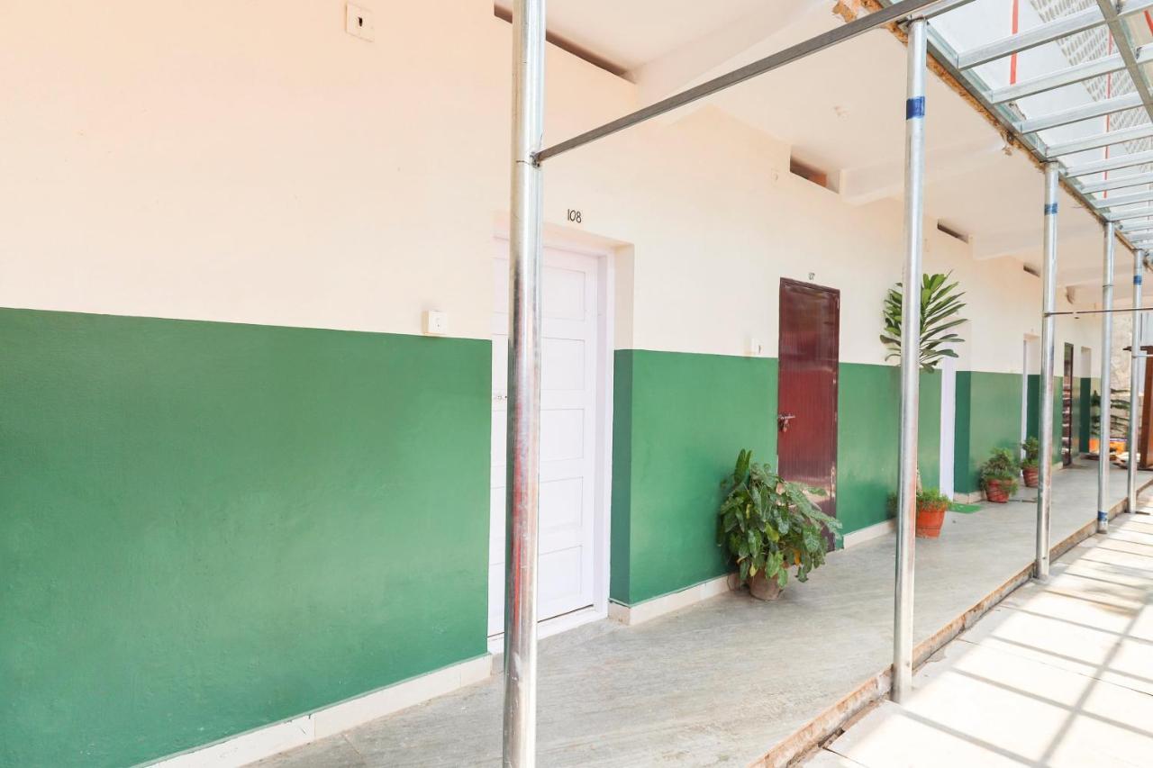 Spot On 68111 Jeena Motels Kollam Exterior foto