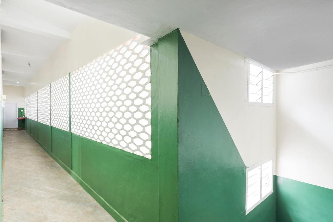 Spot On 68111 Jeena Motels Kollam Exterior foto